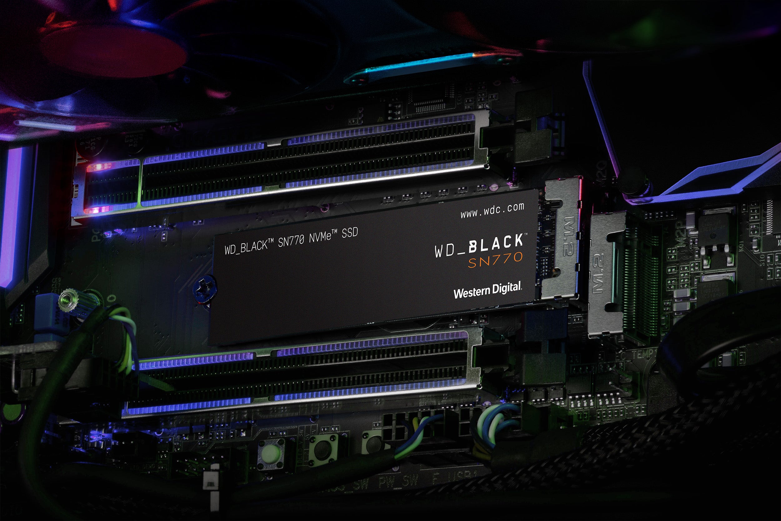 WDB SN770 SSD life img product installed LR