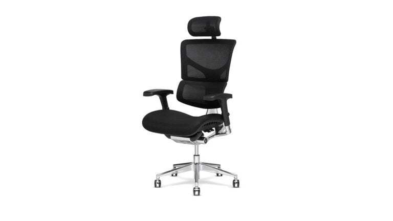 X ChairX3ATRManagementChair review featuredwide